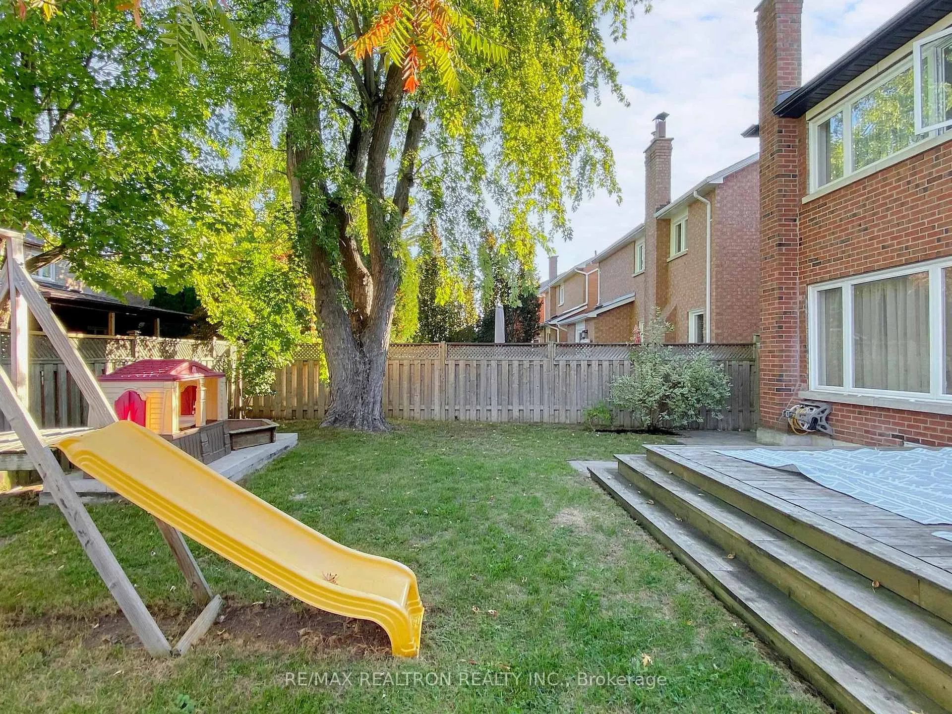 Photo 27 of 315 Waterside Crescent, Vaughan, Maple — HOMEH