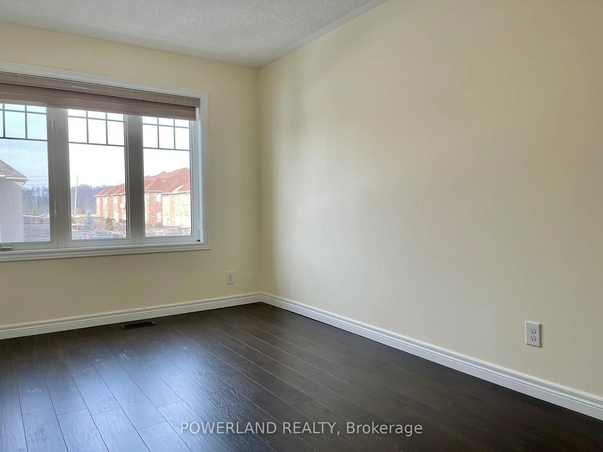 Photo 24 of 242 Southdown Avenue, Vaughan, Patterson — HOMEH