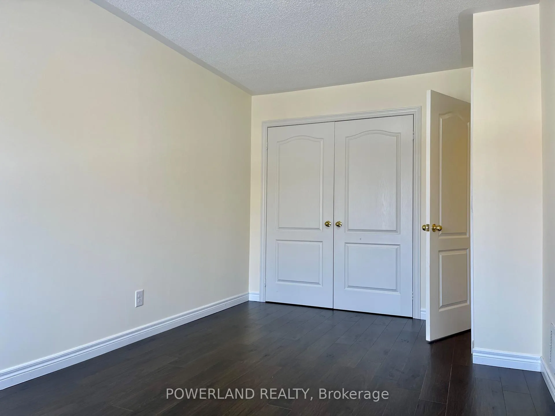 Photo 25 of 242 Southdown Avenue, Vaughan, Patterson — HOMEH