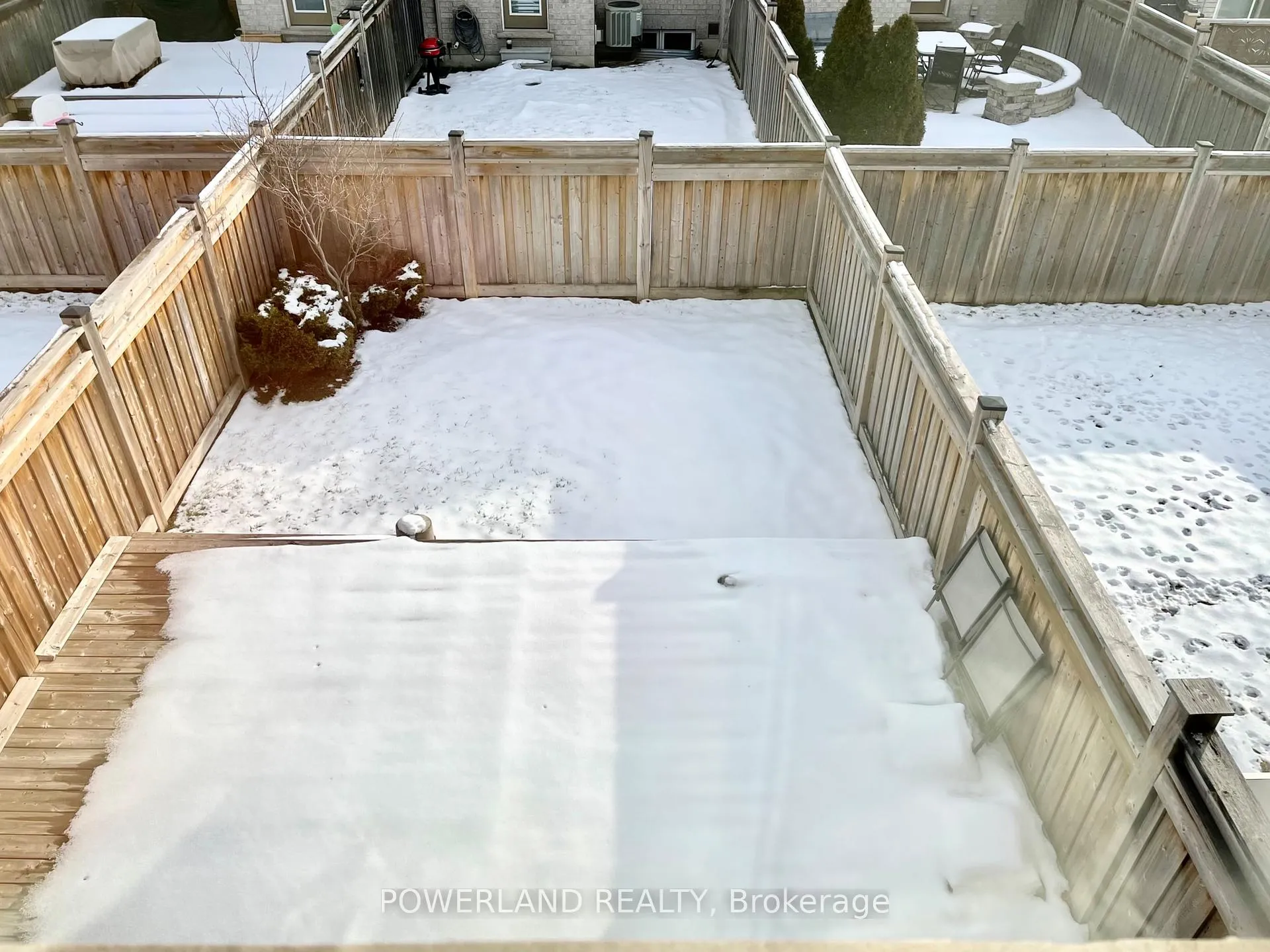Photo 32 of 242 Southdown Avenue, Vaughan, Patterson — HOMEH
