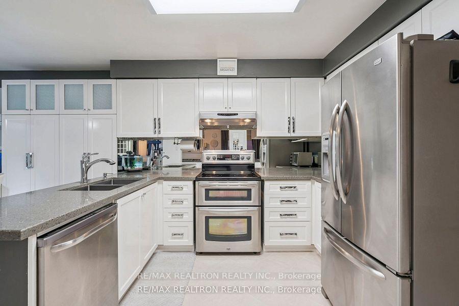 Photo 9 of 117 Glen Crescent, Vaughan, Uplands — HOMEH