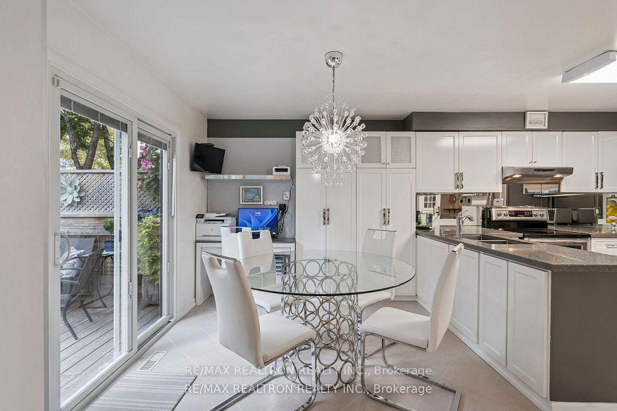 Photo 12 of 117 Glen Crescent, Vaughan, Uplands — HOMEH