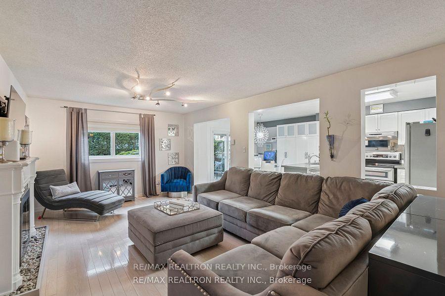 Photo 16 of 117 Glen Crescent, Vaughan, Uplands — HOMEH