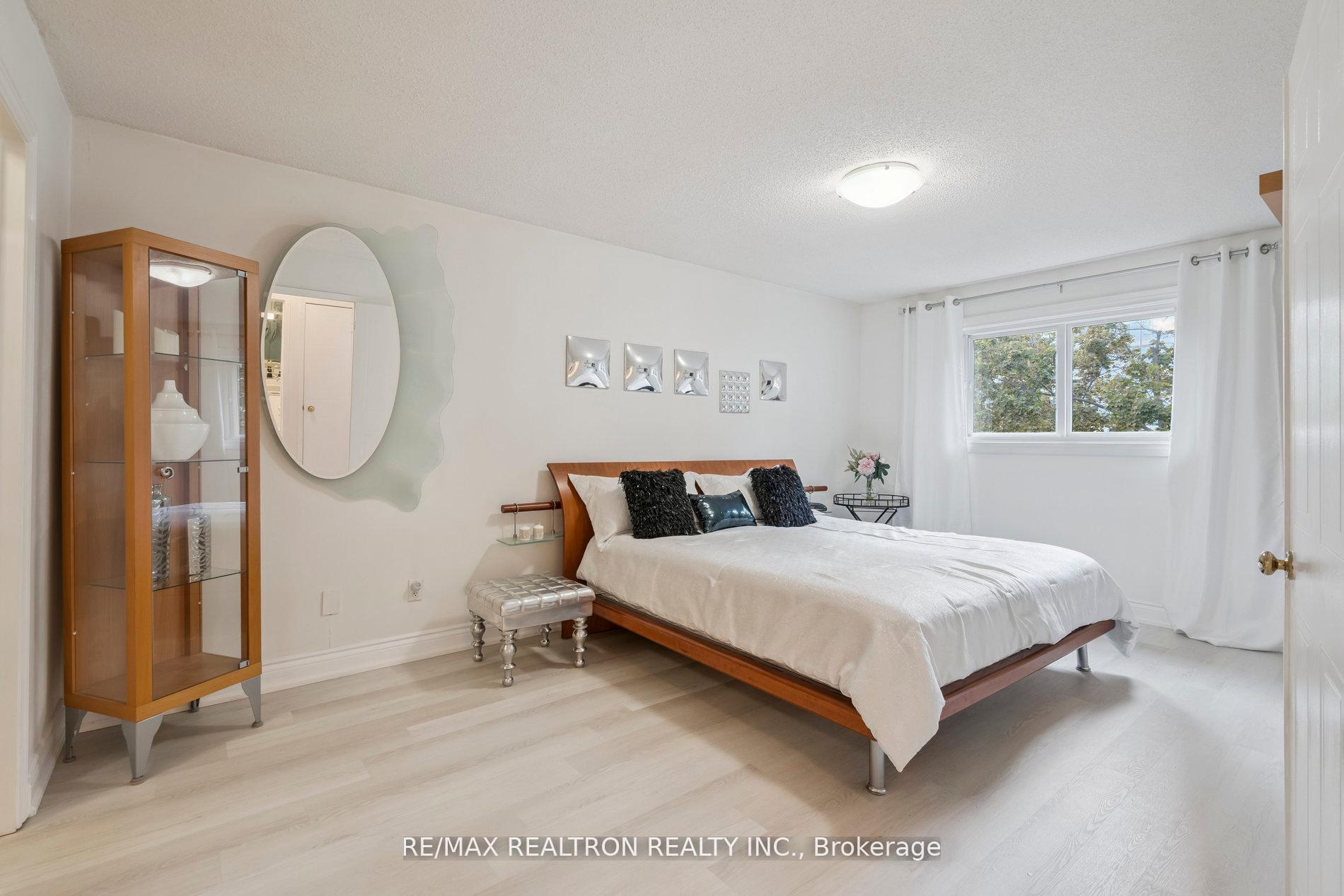 Photo 26 of 117 Glen Crescent, Vaughan, Uplands — HOMEH