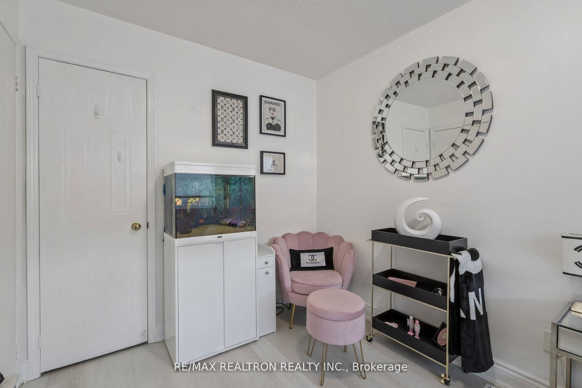 Photo 33 of 117 Glen Crescent, Vaughan, Uplands — HOMEH