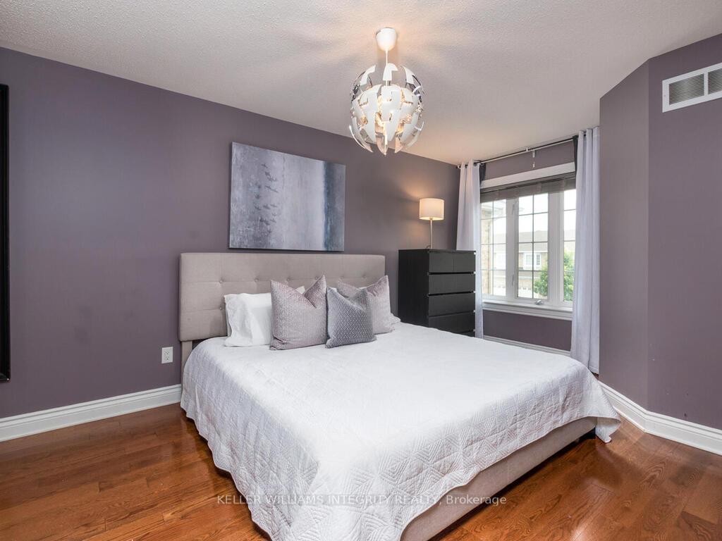 Photo 17 of 27 Desmond Trudeau Drive, Arnprior — HOMEH