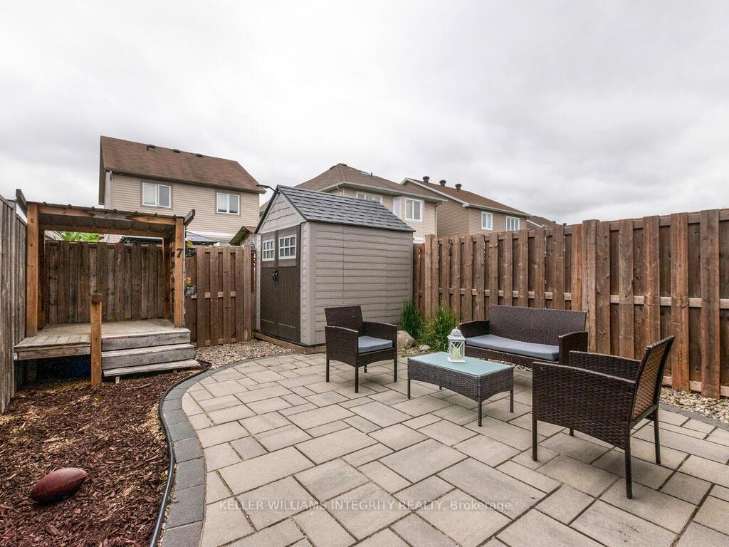 Photo 26 of 27 Desmond Trudeau Drive, Arnprior — HOMEH