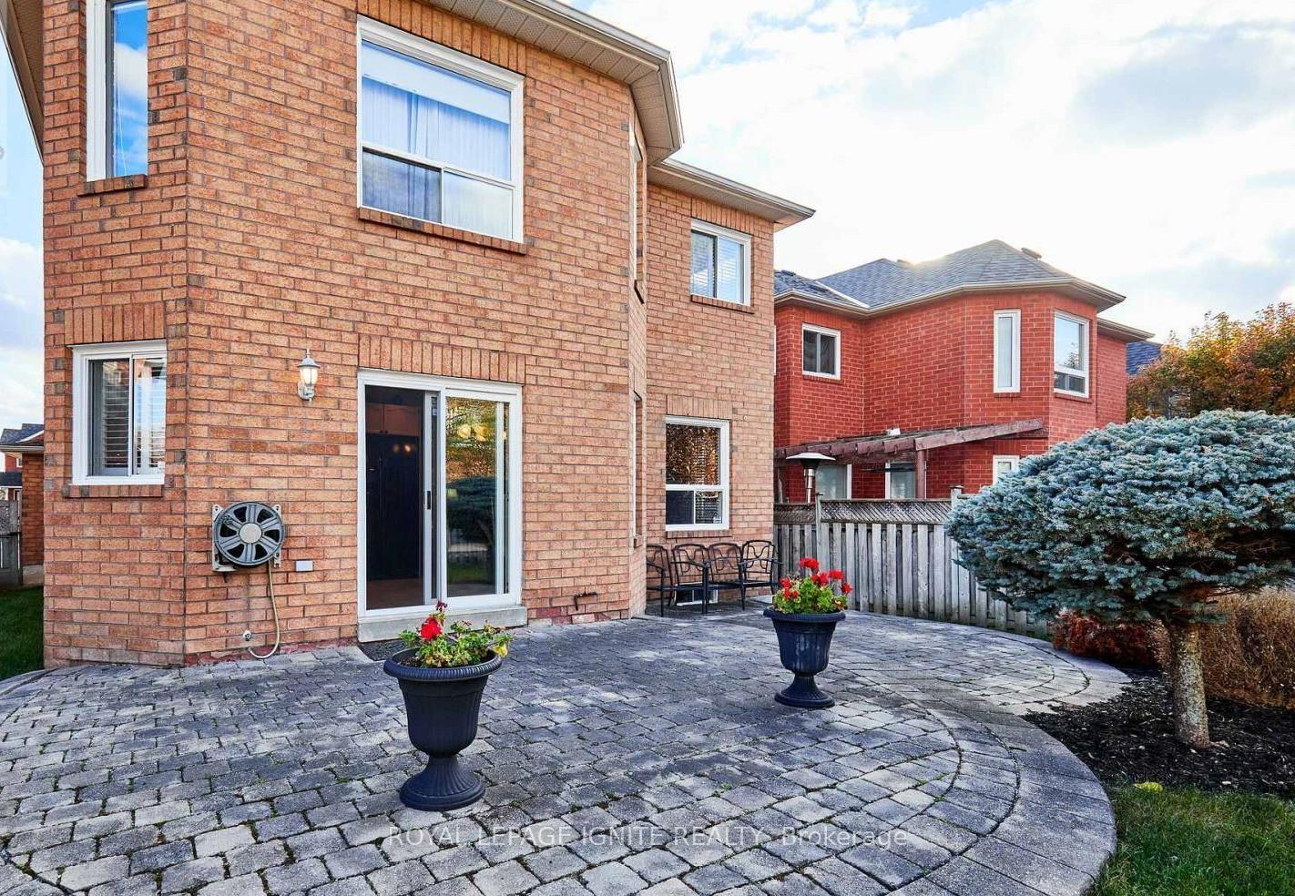 Photo 25 of 53 Gill Crescent, Ajax, Central West — HOMEH