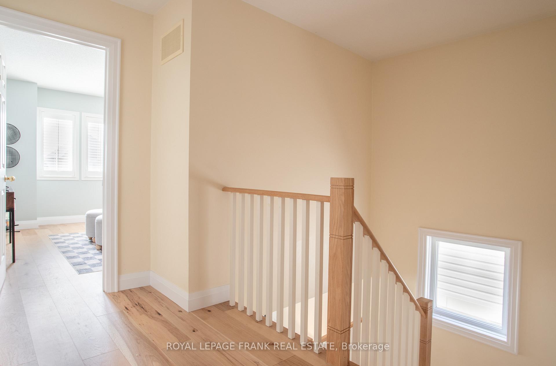 Photo 52 of 4 Settlers Court, Whitby, Brooklin — HOMEH