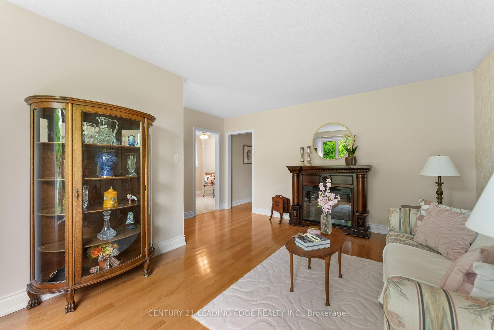 Photo 13 of 46 Johnson Road, Aurora, Aurora Highlands — HOMEH