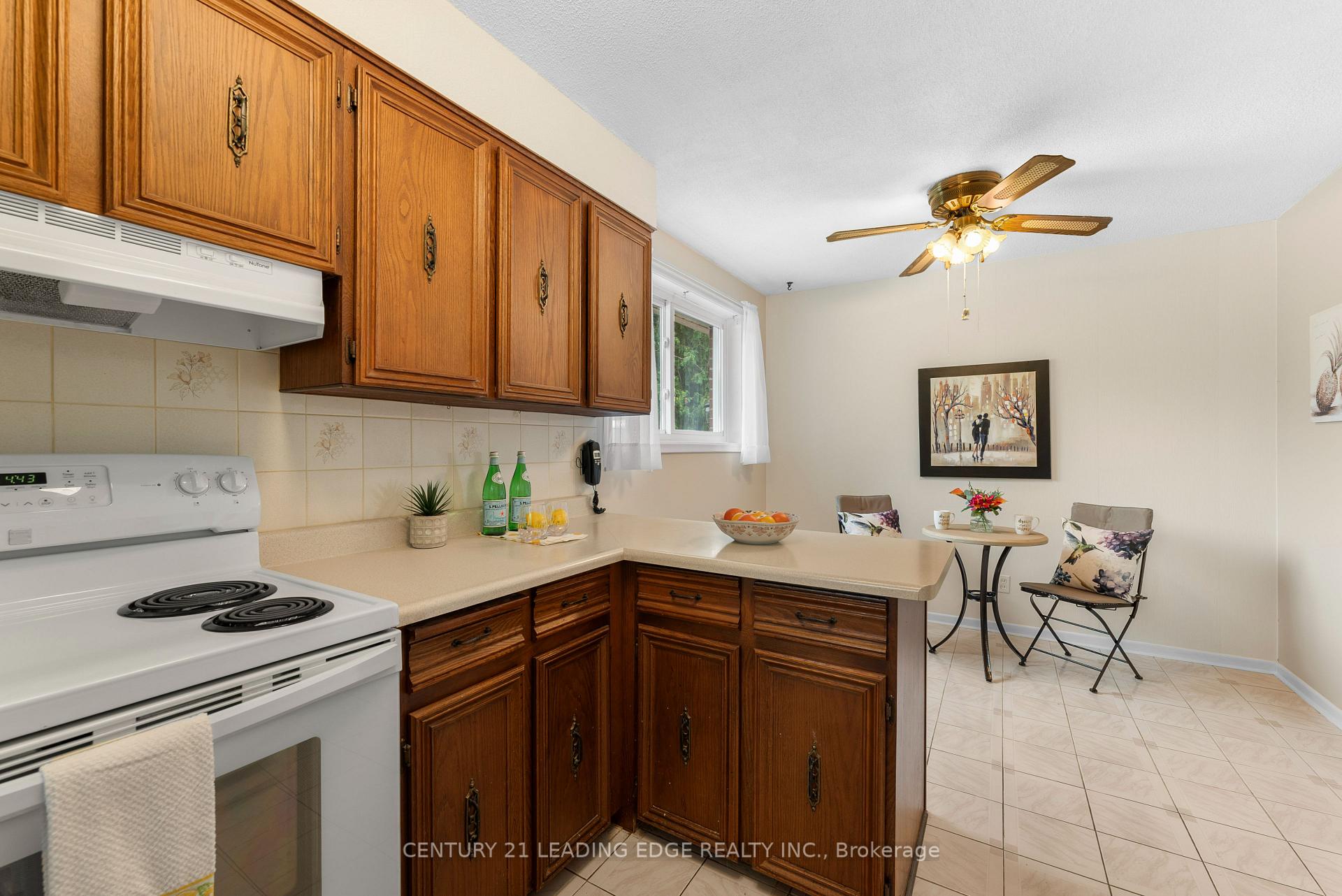 Photo 18 of 46 Johnson Road, Aurora, Aurora Highlands — HOMEH