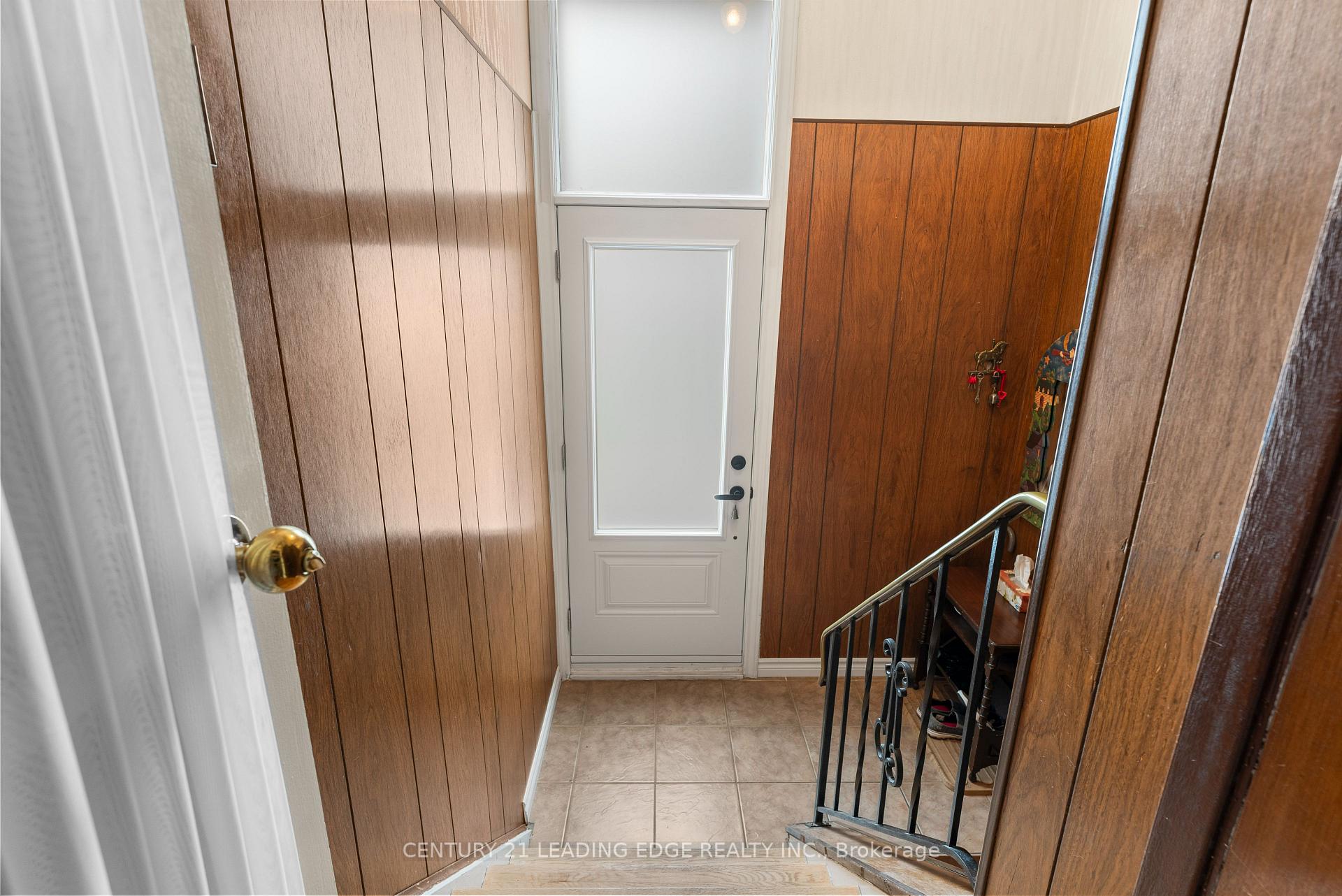 Photo 25 of 46 Johnson Road, Aurora, Aurora Highlands — HOMEH