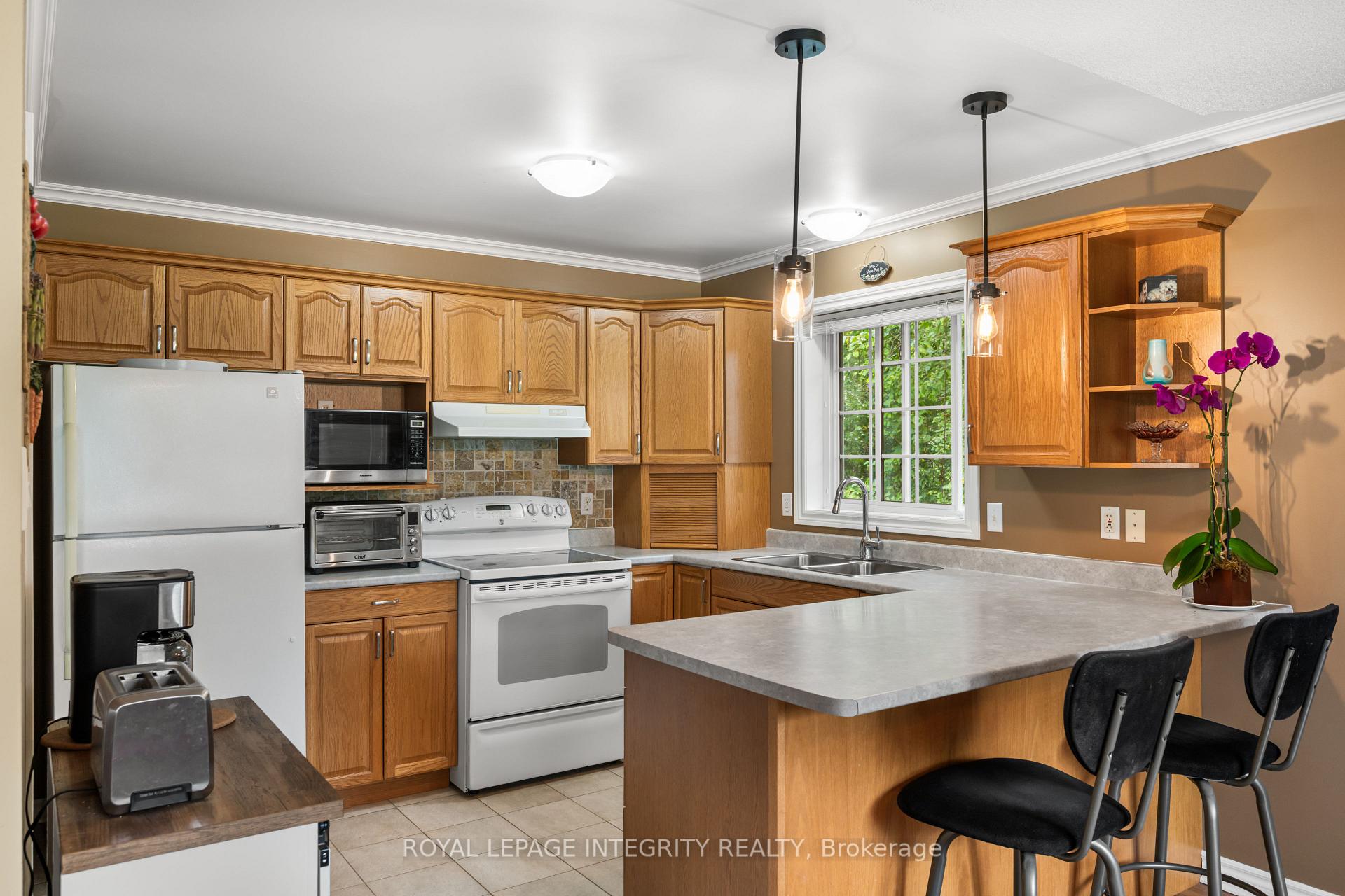 Photo 18 of 160 Lawfords Lane, Beckwith, Beckwith Twp — HOMEH