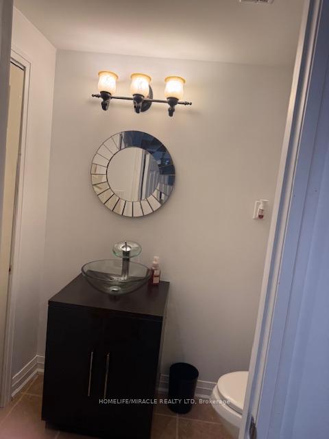 Photo 13 of 74 Rampart Crescent S, Whitby, Williamsburg — HOMEH