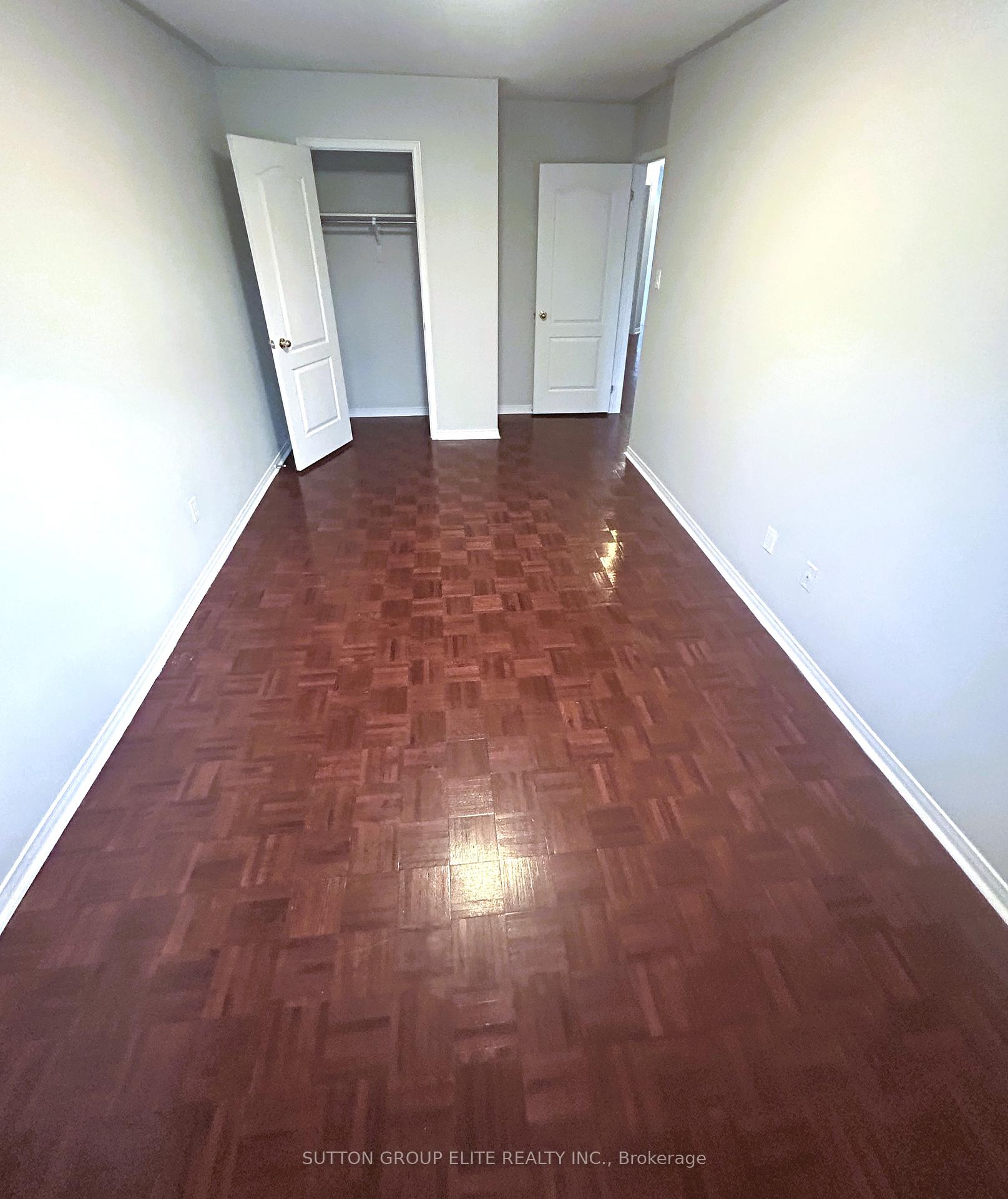 Photo 14 of 52 Foxchase Avenue, Vaughan, East Woodbridge — HOMEH