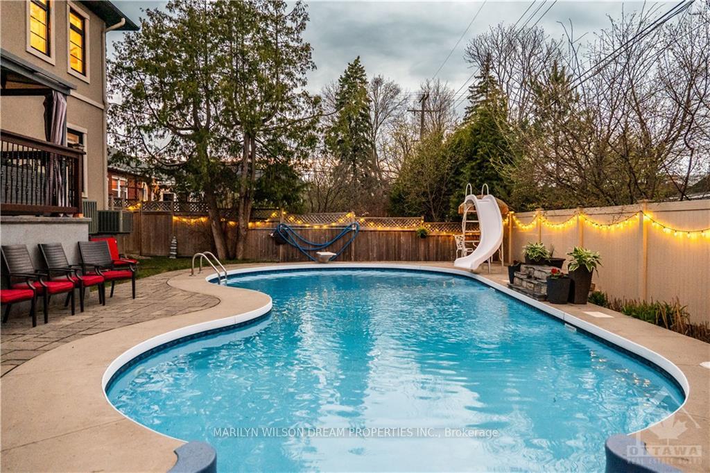 Photo 3 of 259 Faircrest Road, Ottawa, Alta Vista/Faircrest Heights — HOMEH