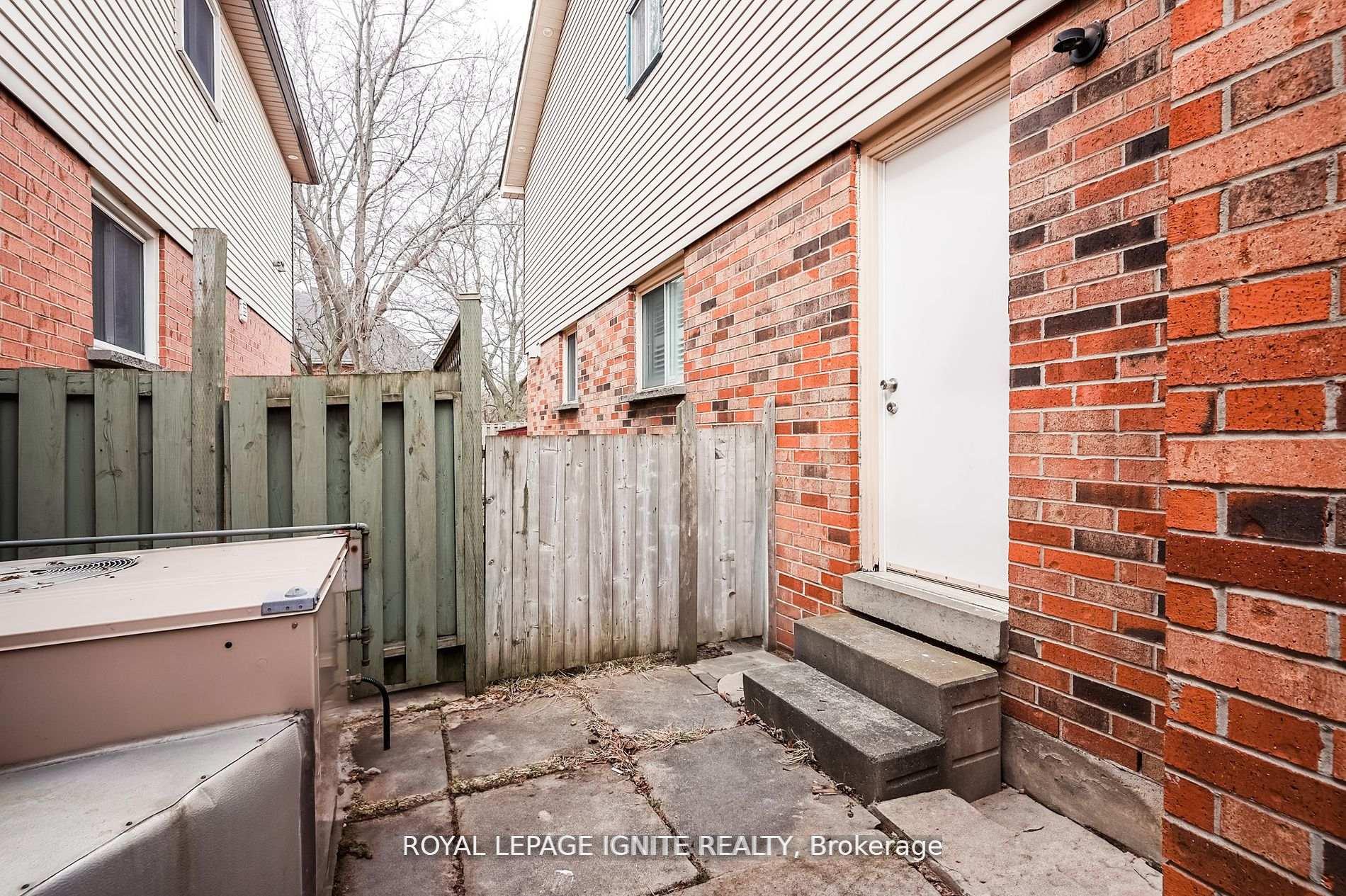 Photo 10 of Unit Basement, 265 Wright Crescent, Ajax, Central — HOMEH