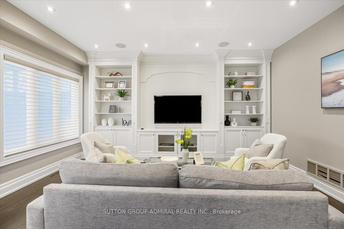 Photo 24 of 108 MacArthur Drive, Vaughan, Beverley Glen — HOMEH