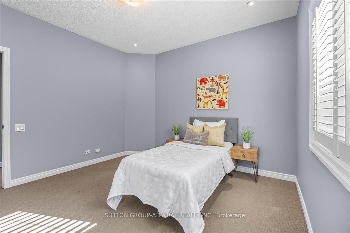 Photo 41 of 108 MacArthur Drive, Vaughan, Beverley Glen — HOMEH