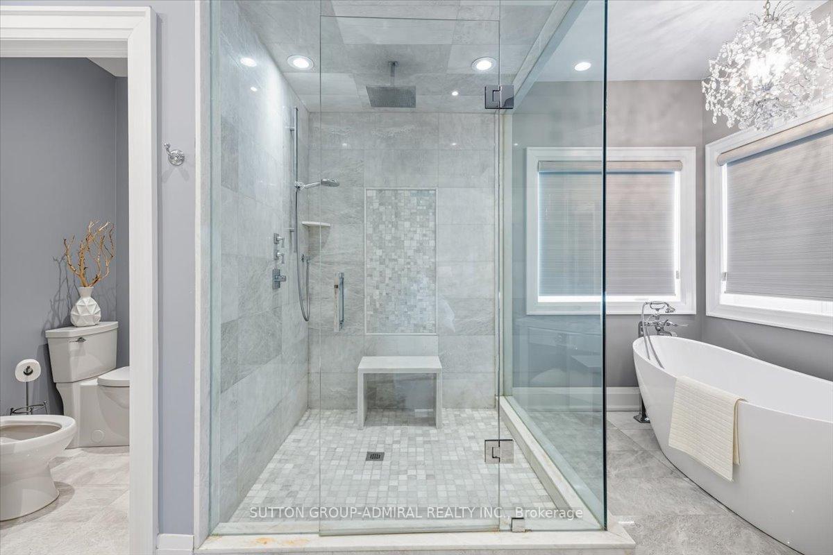 Photo 47 of 108 MacArthur Drive, Vaughan, Beverley Glen — HOMEH