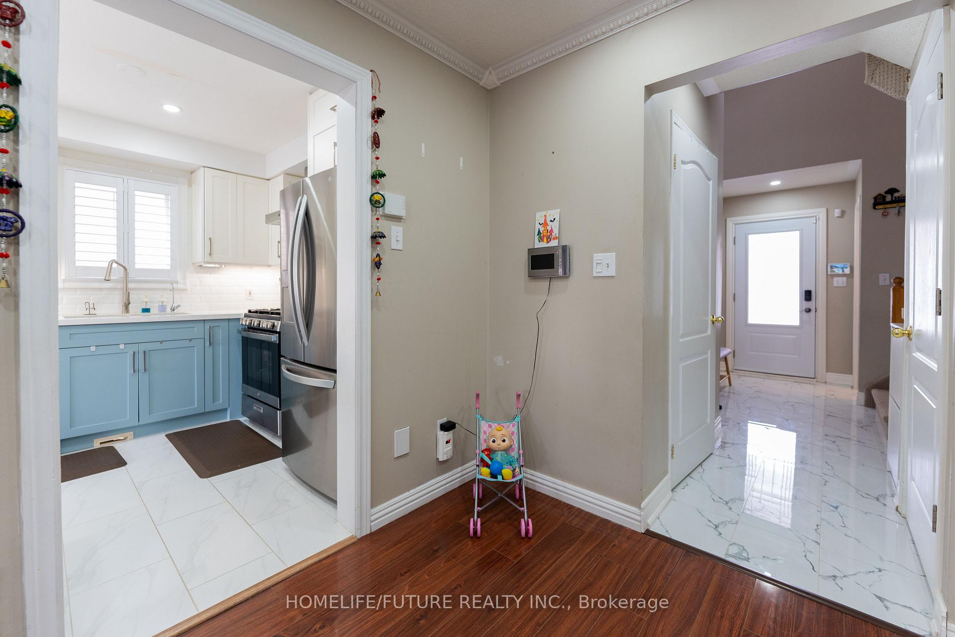 Photo 9 of 68 Treen Crescent, Whitby, Rolling Acres — HOMEH