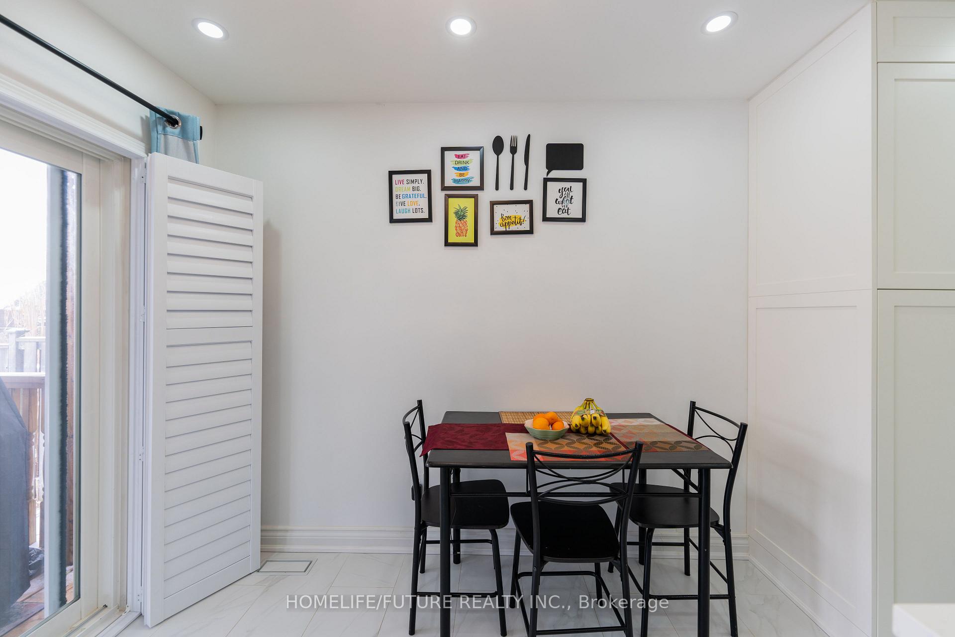 Photo 15 of 68 Treen Crescent, Whitby, Rolling Acres — HOMEH