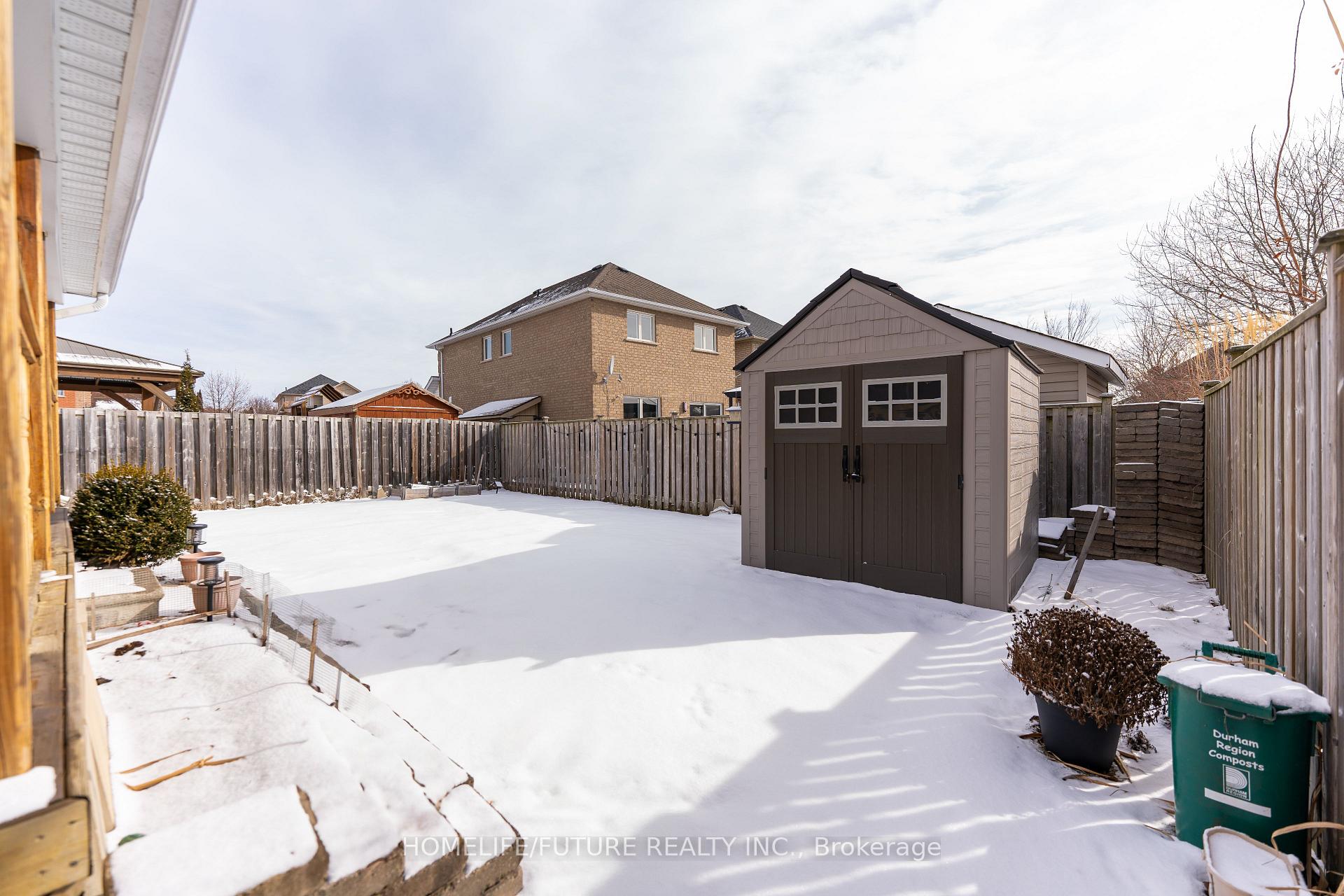 Photo 23 of 68 Treen Crescent, Whitby, Rolling Acres — HOMEH