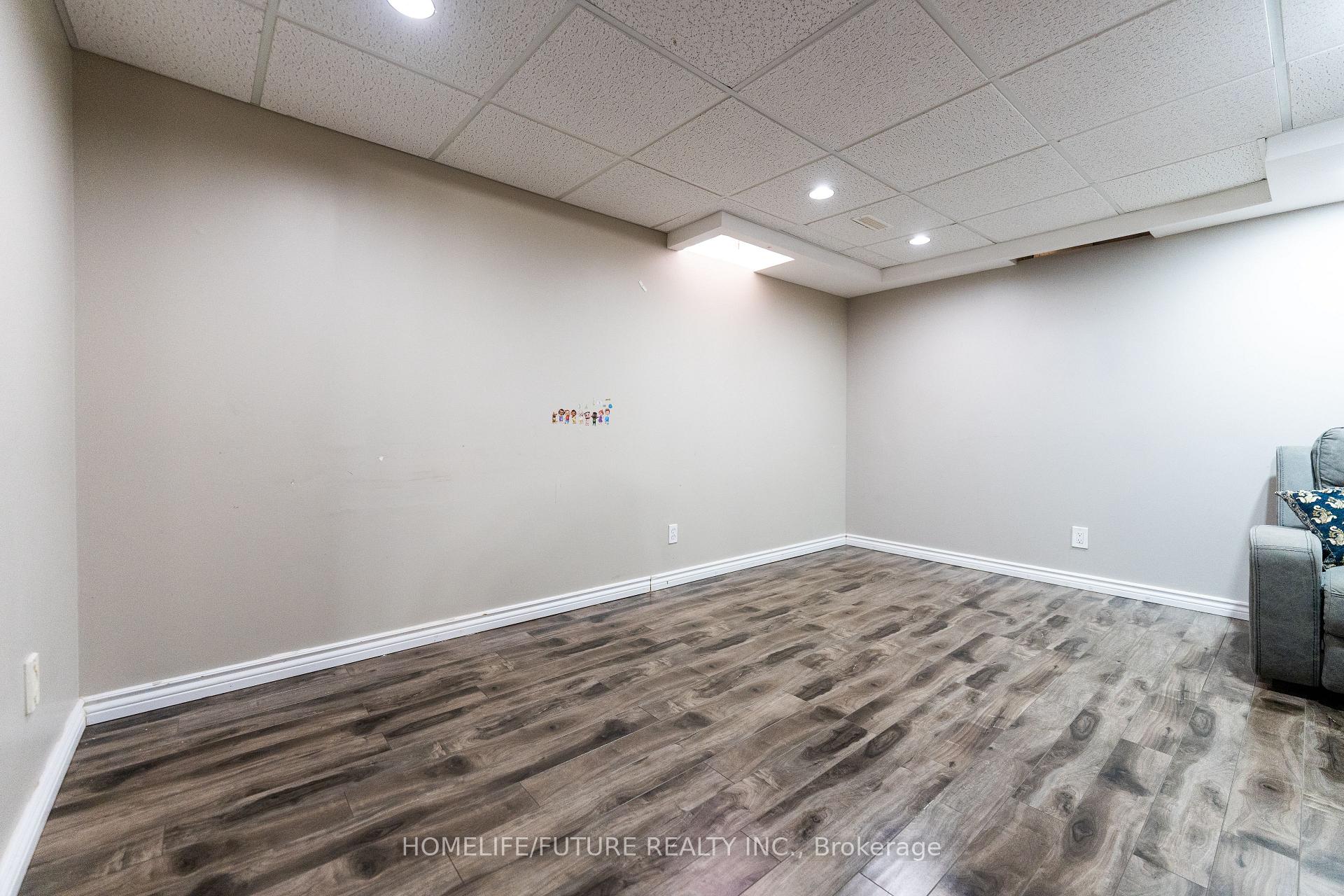 Photo 48 of 68 Treen Crescent, Whitby, Rolling Acres — HOMEH