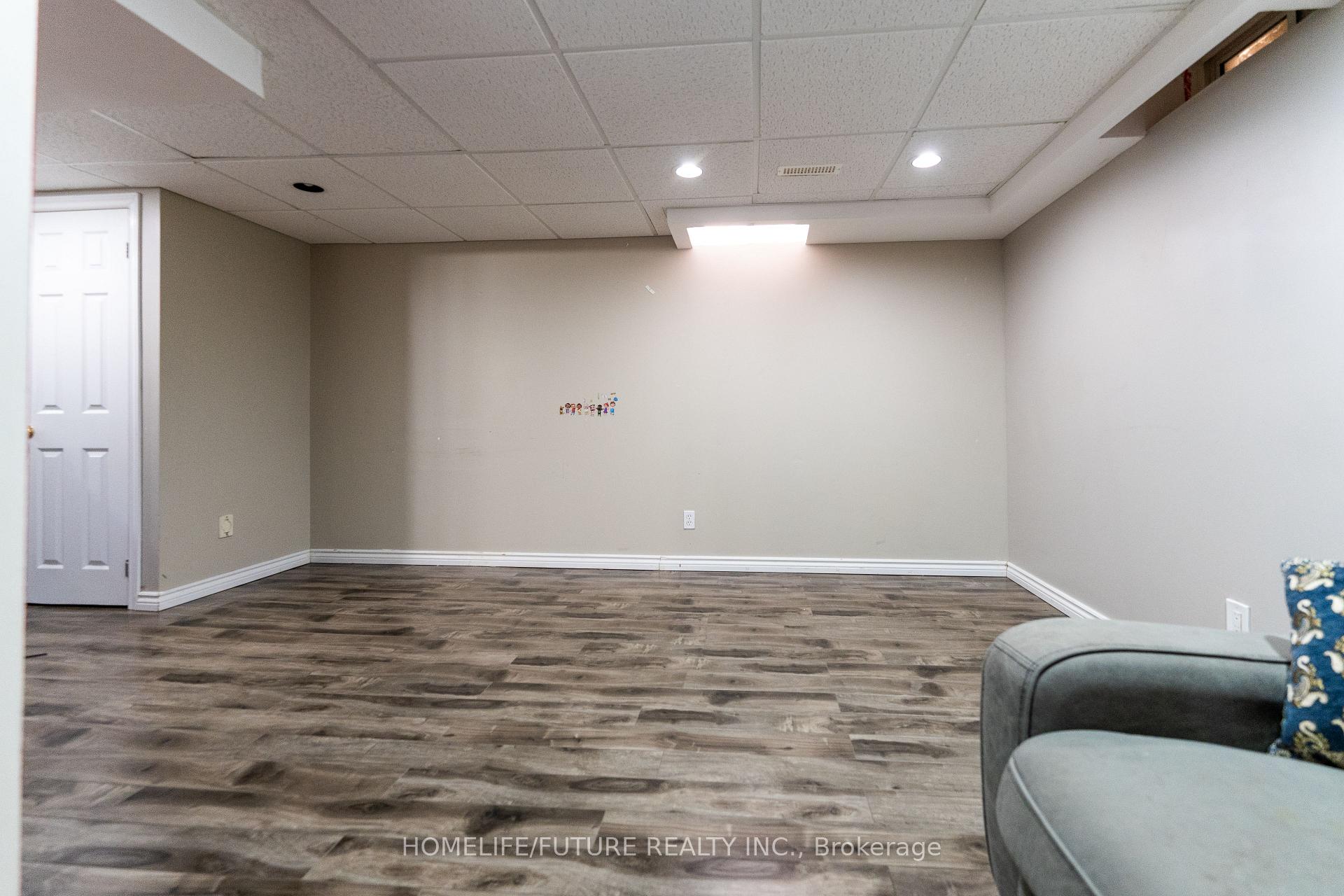 Photo 50 of 68 Treen Crescent, Whitby, Rolling Acres — HOMEH