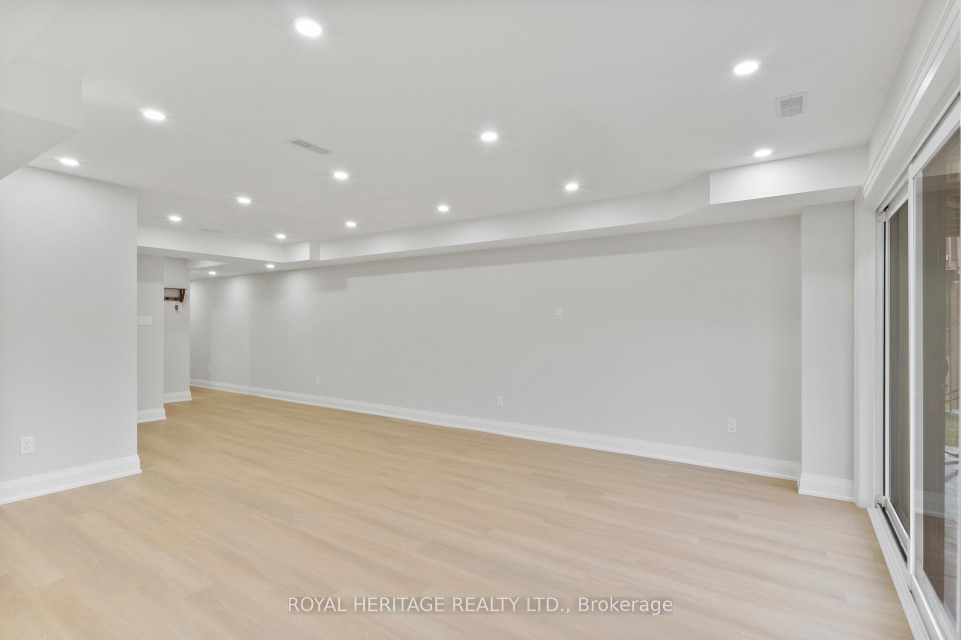 Photo 11 of 69 Pine Gate Place, Whitby, Williamsburg — HOMEH
