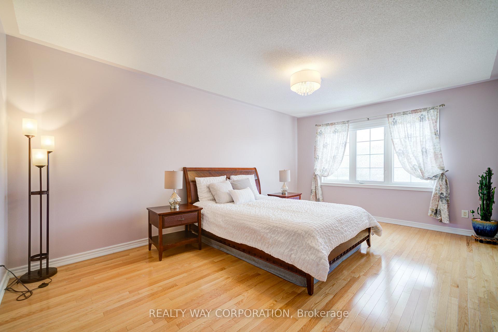 Photo 17 of 38 Torah Gate, Vaughan, Patterson — HOMEH