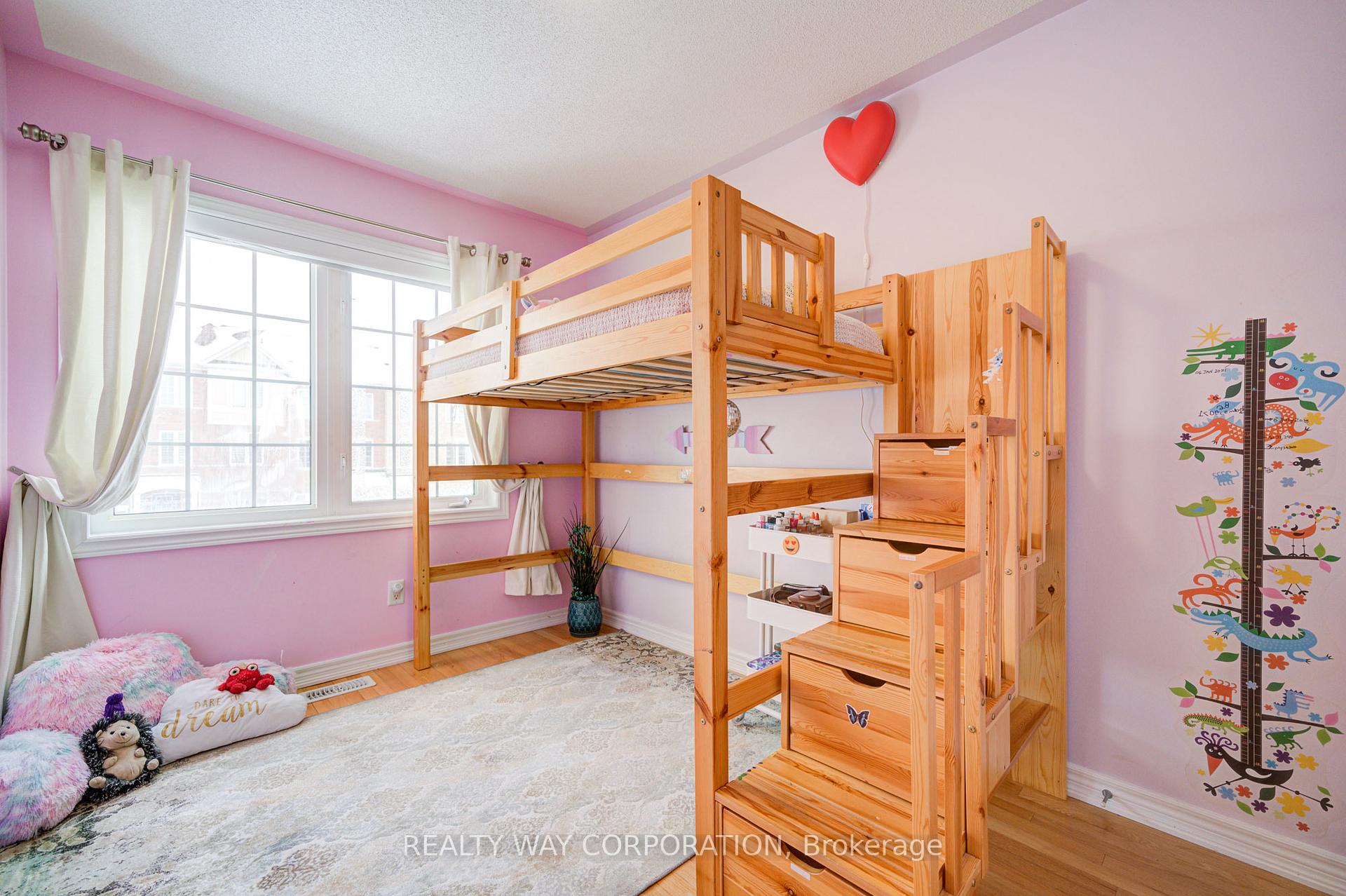 Photo 27 of 38 Torah Gate, Vaughan, Patterson — HOMEH