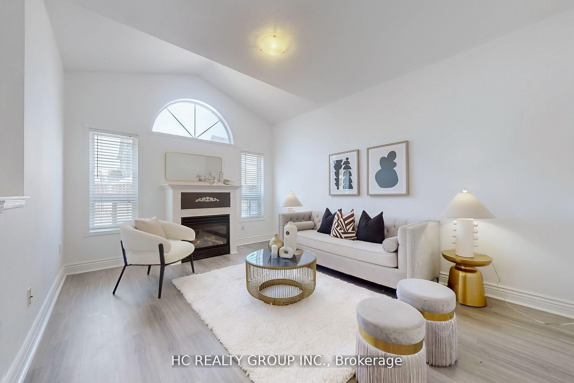 Photo 7 of 8 Beaumaris Crescent, Whitby, Brooklin — HOMEH