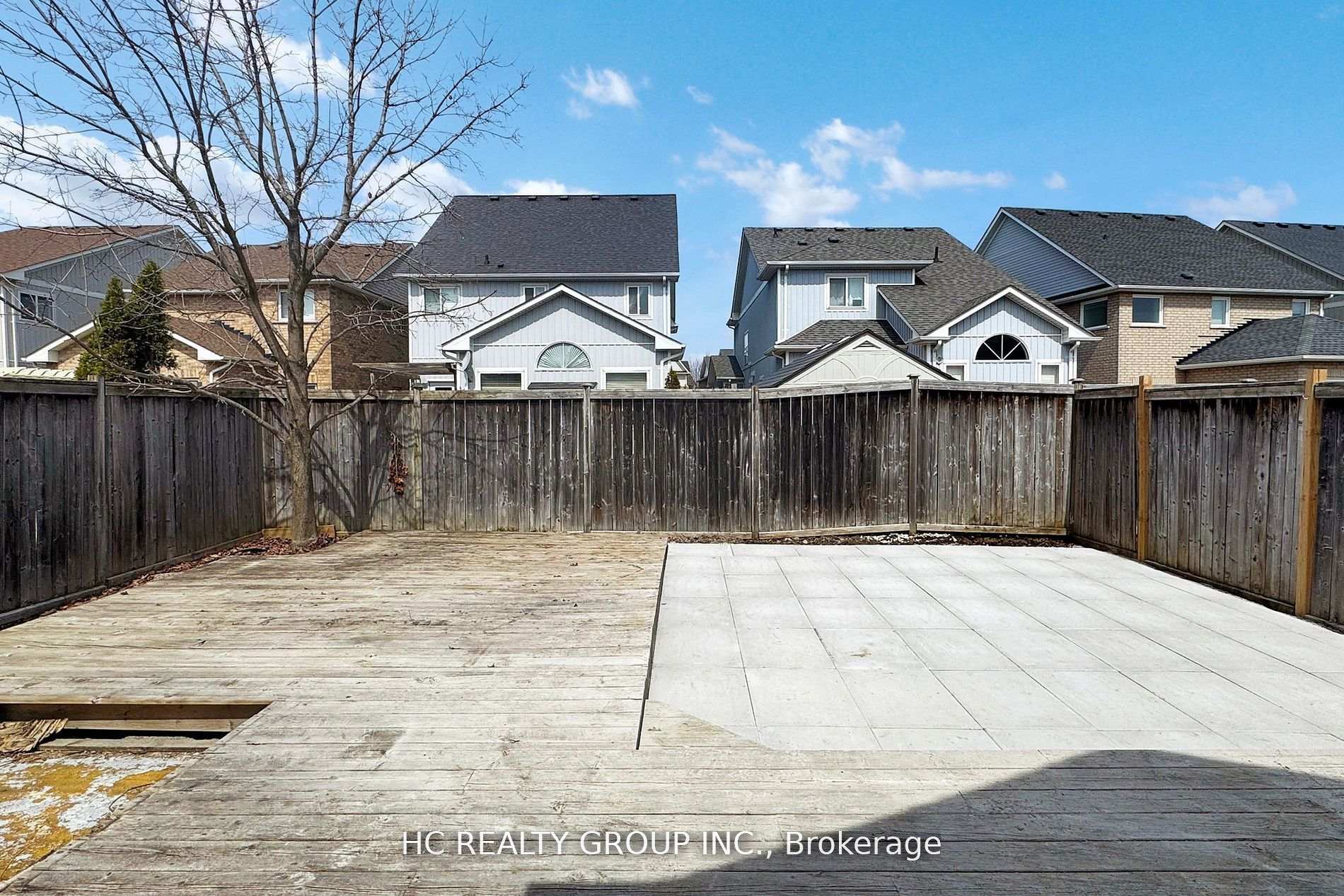 Photo 21 of 8 Beaumaris Crescent, Whitby, Brooklin — HOMEH