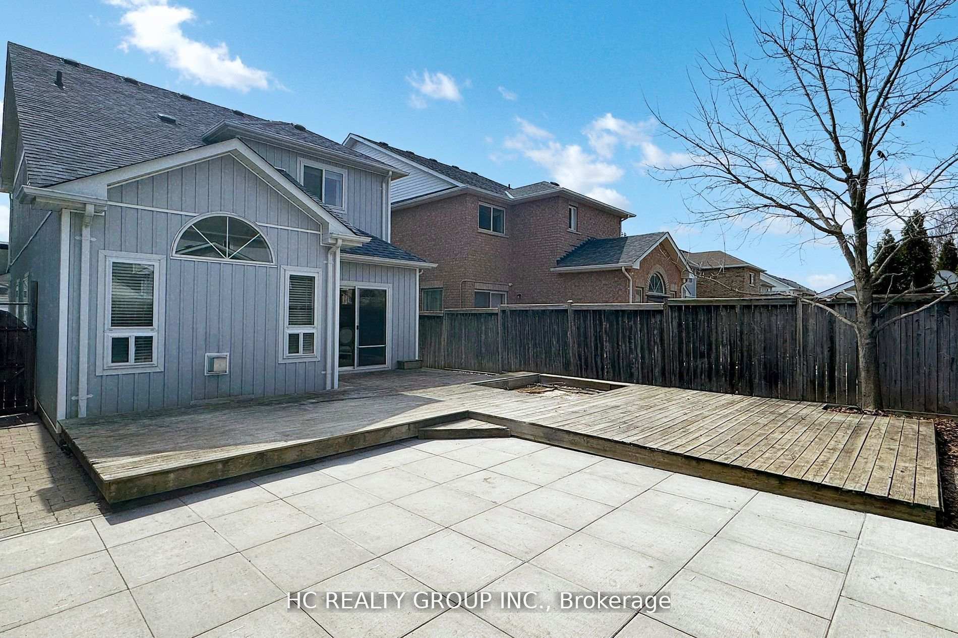 Photo 22 of 8 Beaumaris Crescent, Whitby, Brooklin — HOMEH