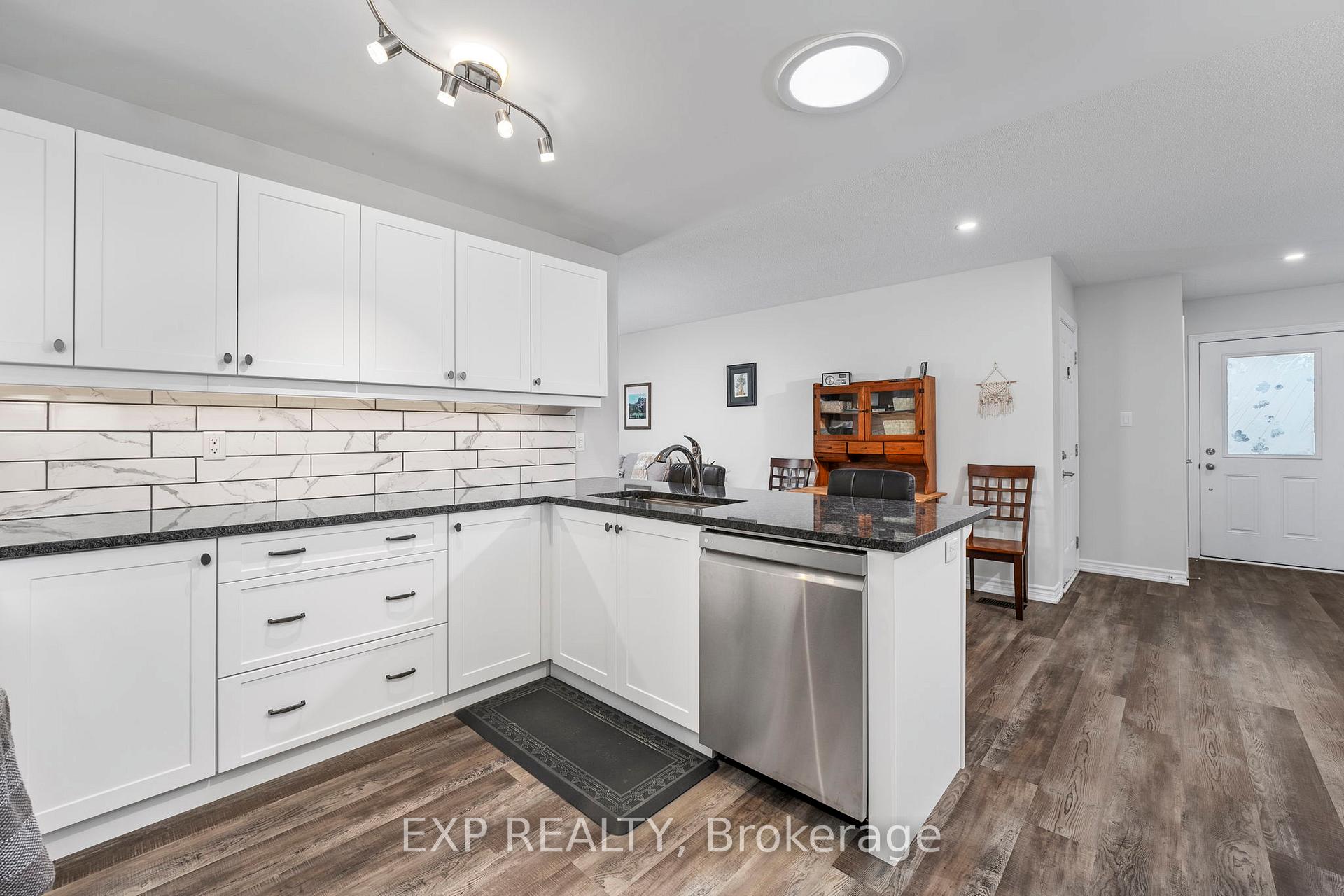 Photo 15 of 6 Sinclair Crescent, Ramara, Atherley — HOMEH