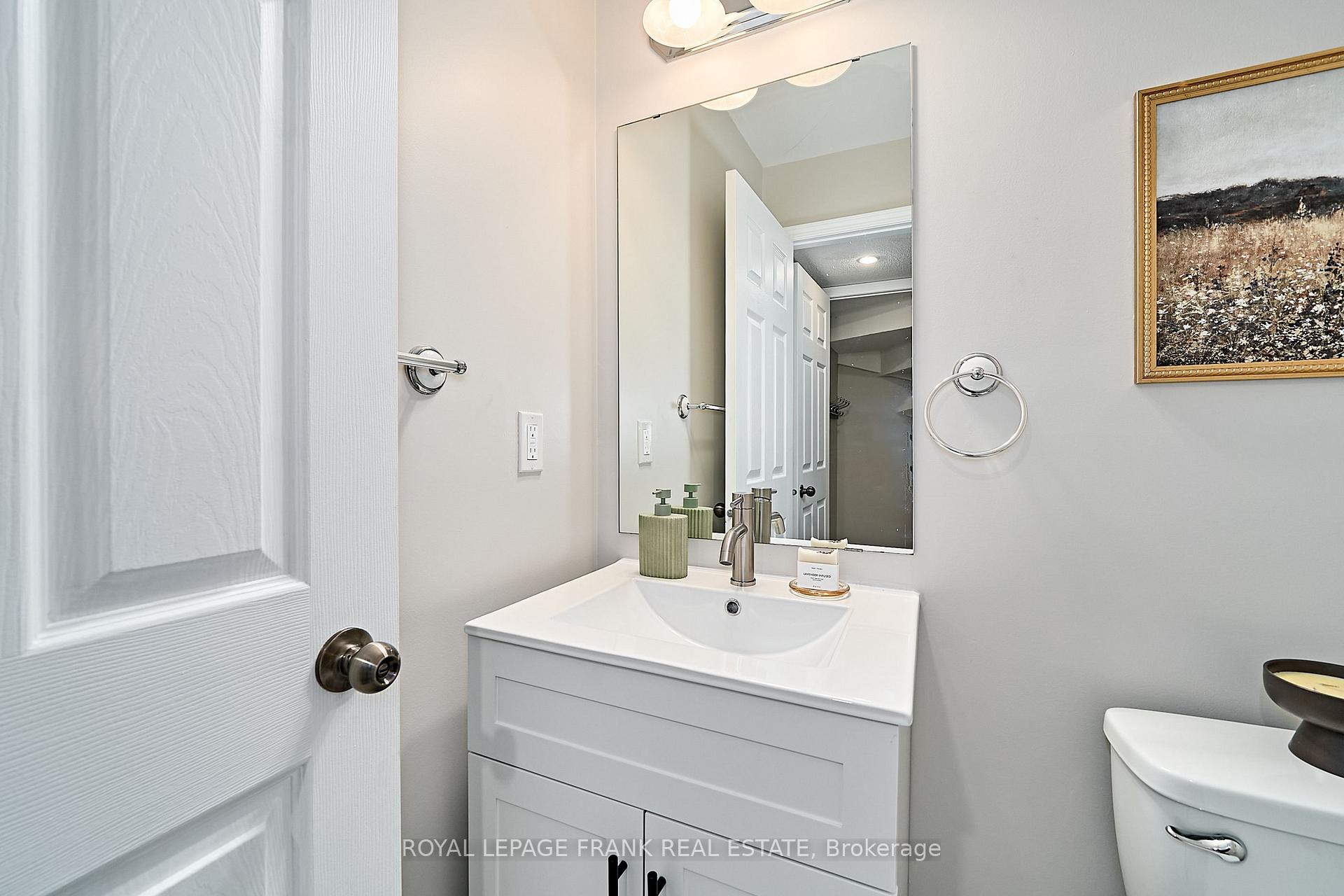 Photo 17 of 113 Bach Avenue, Whitby, Rolling Acres — HOMEH