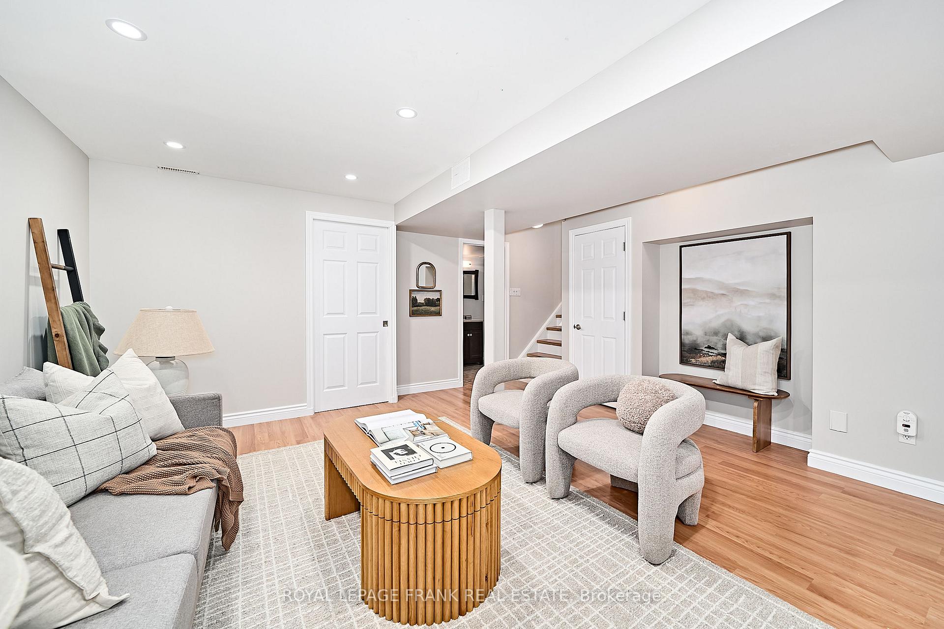 Photo 32 of 113 Bach Avenue, Whitby, Rolling Acres — HOMEH