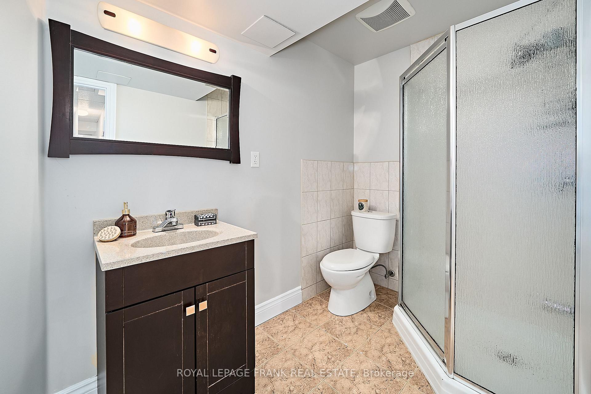 Photo 37 of 113 Bach Avenue, Whitby, Rolling Acres — HOMEH