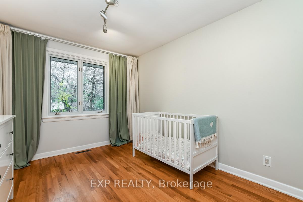 Photo 25 of 528 Penhill Avenue, Ottawa, Riverview Park — HOMEH