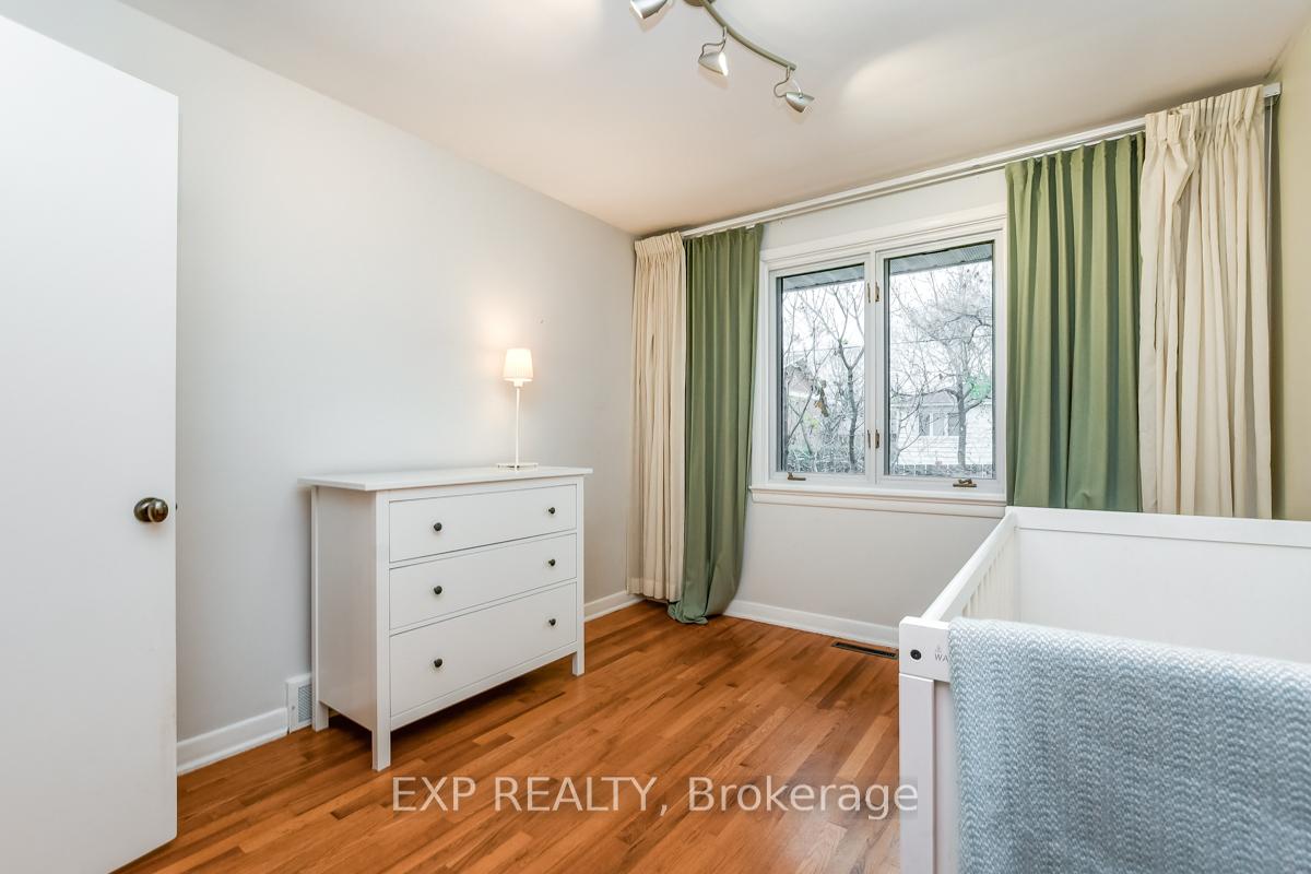 Photo 15 of 528 Penhill Avenue, Ottawa, Riverview Park — HOMEH
