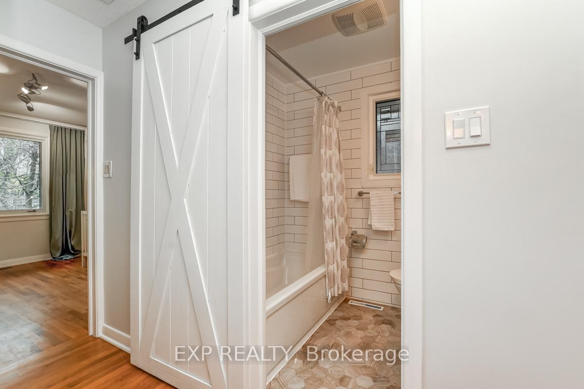 Photo 18 of 528 Penhill Avenue, Ottawa, Riverview Park — HOMEH