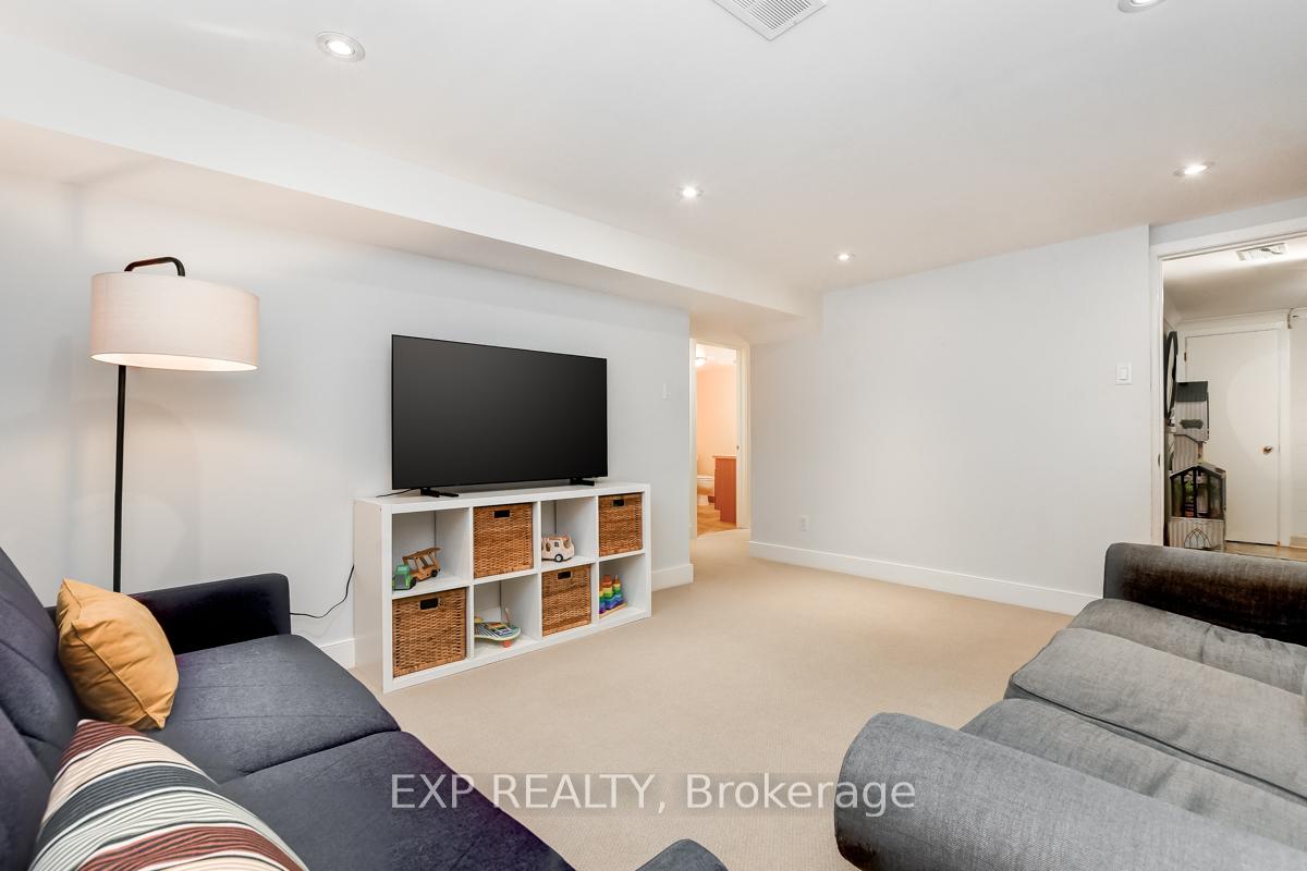 Photo 21 of 528 Penhill Avenue, Ottawa, Riverview Park — HOMEH