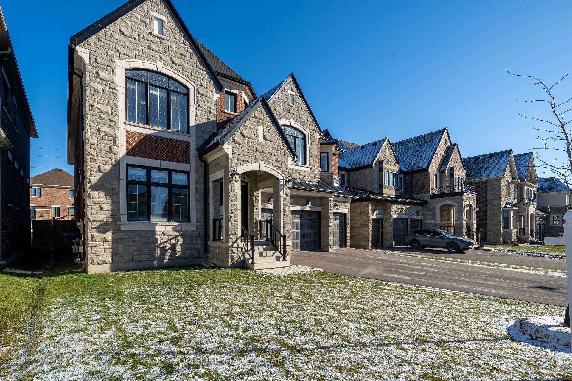 Photo 3 of 103 First Nations Trail, Vaughan, Kleinburg — HOMEH