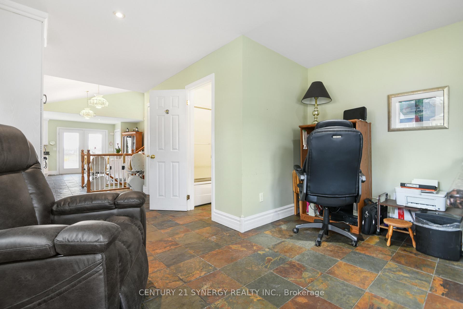 Photo 9 of 220 Albert Street, Arnprior — HOMEH