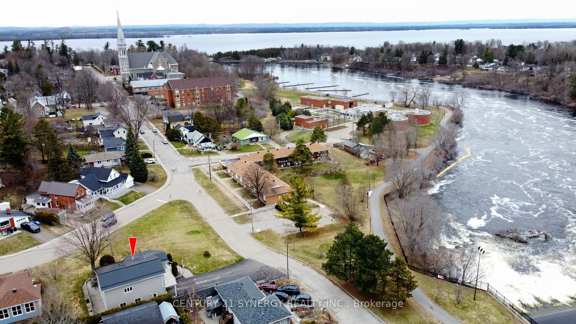 Photo 35 of 220 Albert Street, Arnprior — HOMEH