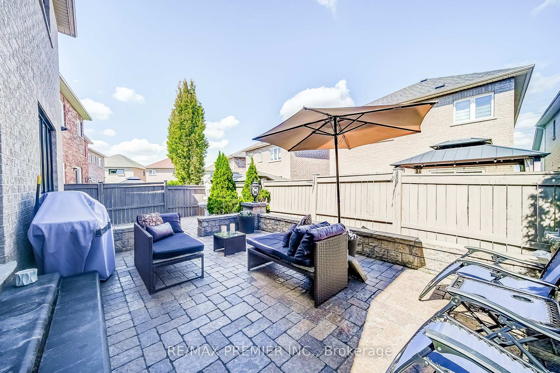 Photo 27 of 17 Massimo Drive, Vaughan, West Woodbridge — HOMEH