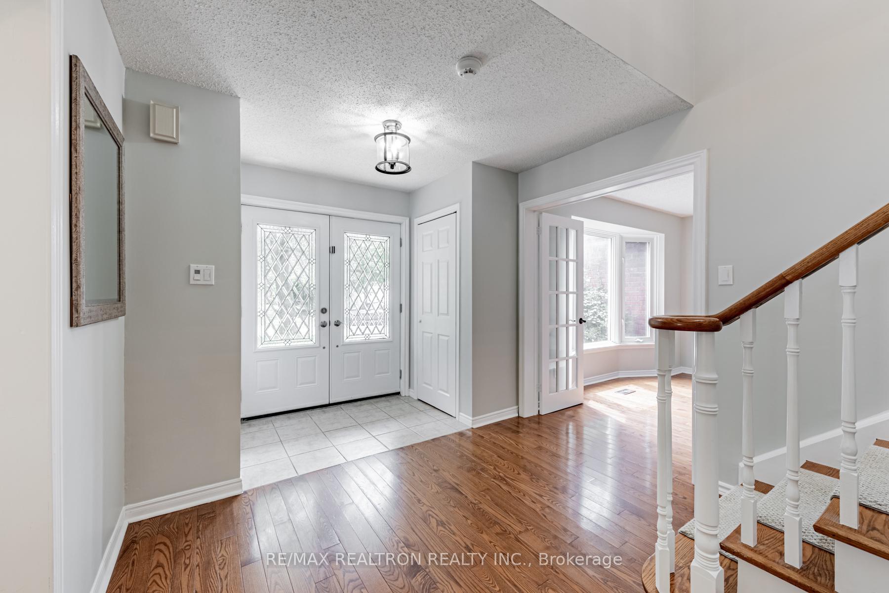 Photo 5 of 58 Glen Hill Drive, Whitby, Blue Grass Meadows — HOMEH