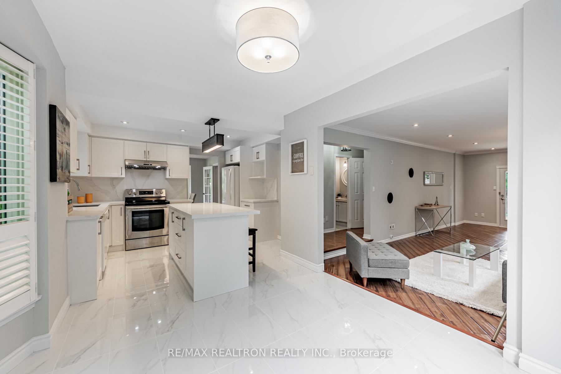 Photo 12 of 58 Glen Hill Drive, Whitby, Blue Grass Meadows — HOMEH
