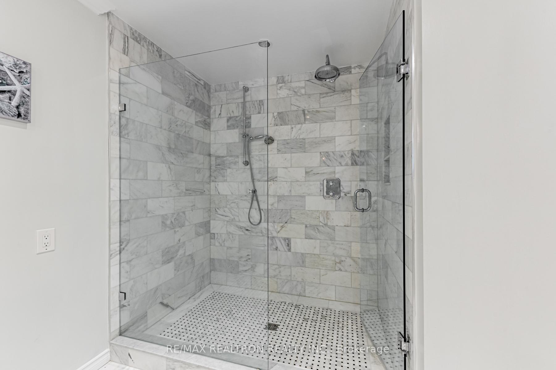 Photo 22 of 58 Glen Hill Drive, Whitby, Blue Grass Meadows — HOMEH
